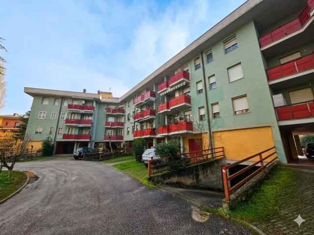 Appartamento in vendita di 130 m² in Via Monte Acerone