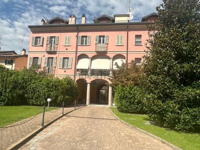 Appartamento in vendita di 130 m² in Via Montebello
