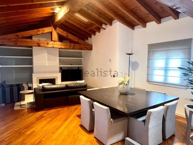 Appartamento in vendita di 130 m² in Via Morandi Gilli