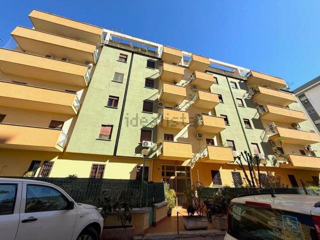 Appartamento in vendita di 130 m² in Via Matteo Dominici, 4