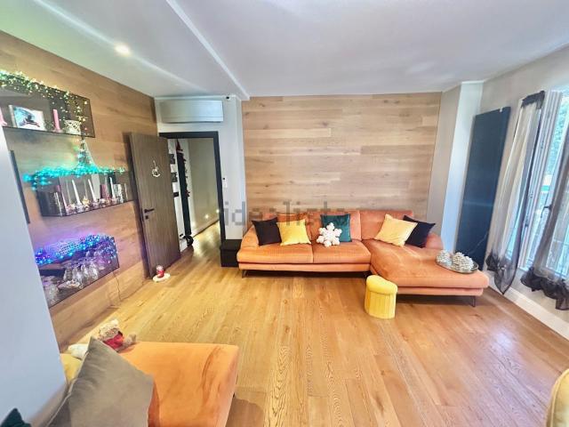 Appartamento in vendita di 130 m² in Via Matteo Repetto