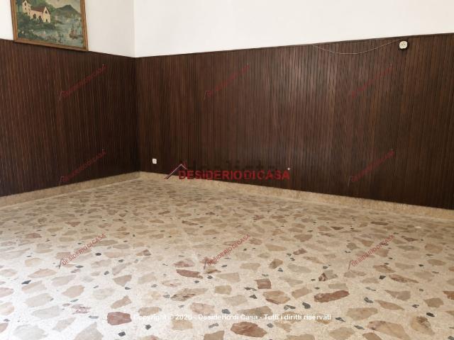 Appartamento in vendita di 130 m² in Via Magistrato A. Giammola, 2