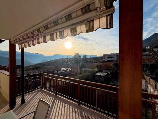 Appartamento in vendita di 130 m² in Via Malga, 31