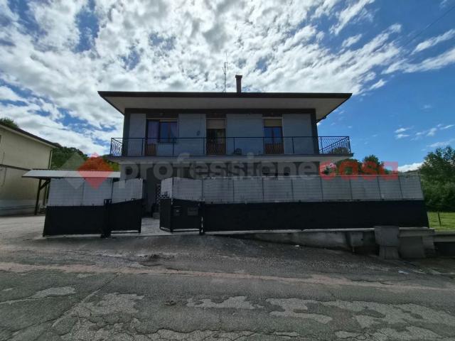 Appartamento in vendita di 130 m² in Via Maniano, 30