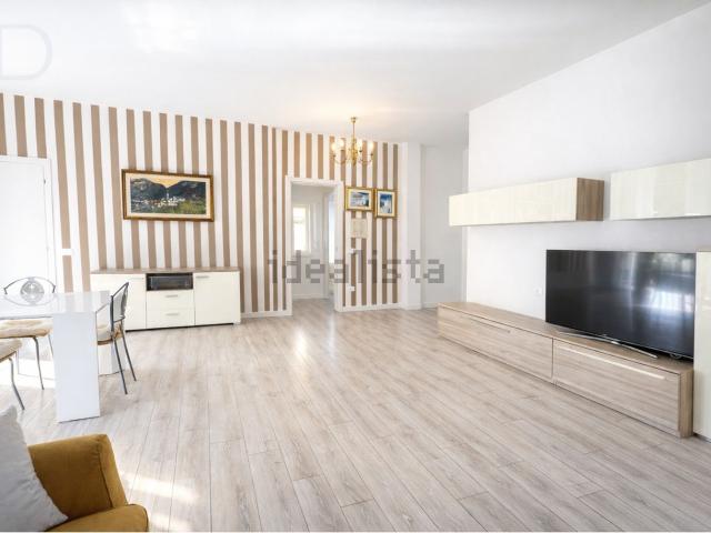 Appartamento in vendita di 130 m² in Via Mario Angeloni