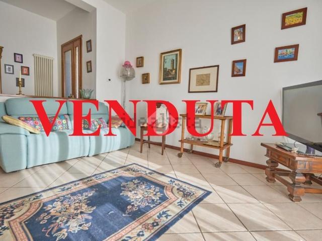 Appartamento in vendita di 130 m² in Via Marzanica, 120