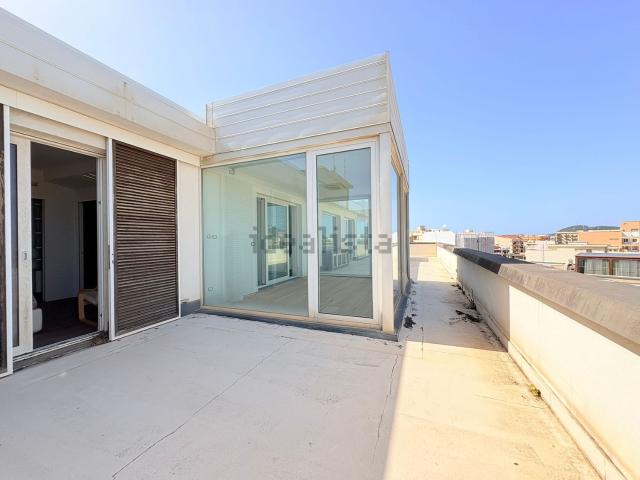 Appartamento in vendita di 130 m² in Via Massimiliano Regis, 75