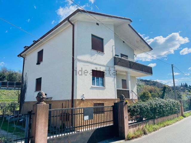 Appartamento in vendita di 130 m² in Via Metlika, 9