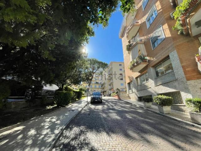 Appartamento in vendita di 130 m² in Via Michelangelo da Caravaggio, 70