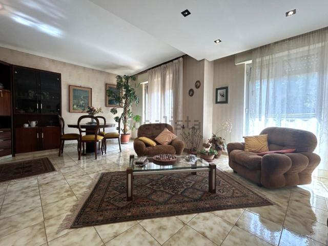 Appartamento in vendita di 130 m² in Via Muzio Scevola, 64