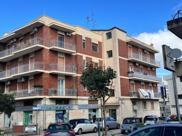 Appartamento in vendita di 130 m² in Via Nazionale, 230