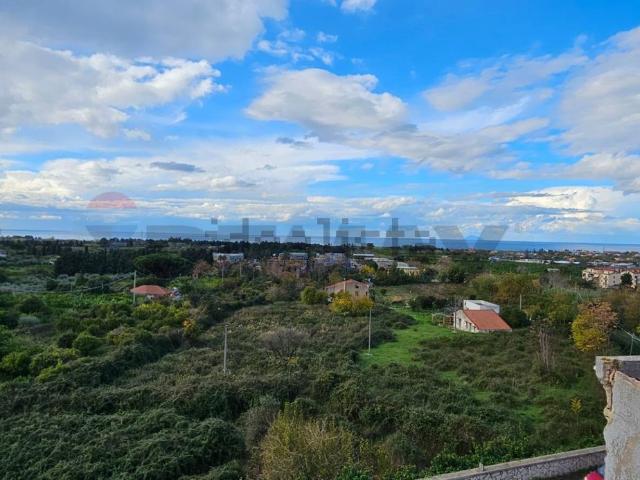 Appartamento in vendita di 130 m² in Via Nazionale, 595