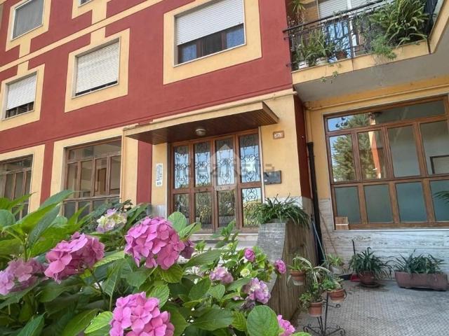 Appartamento in vendita di 130 m² in Via Napoli, 263