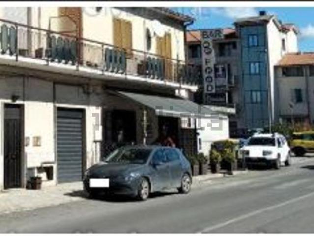Appartamento in vendita di 130 m² in Via Narni, 99