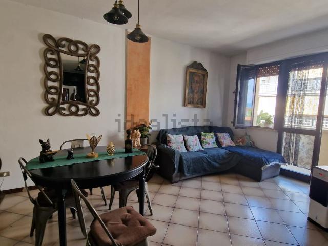 Appartamento in vendita di 130 m² in Via Nino Bixio