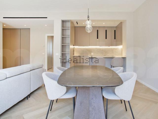 Appartamento in vendita di 130 m² in Via Nino Bonnet