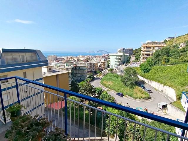 Appartamento in vendita di 130 m² in Via S. Antonio Caravalle