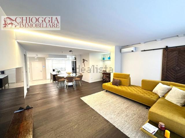 Appartamento in vendita di 130 m² in Via San Marco, 1715