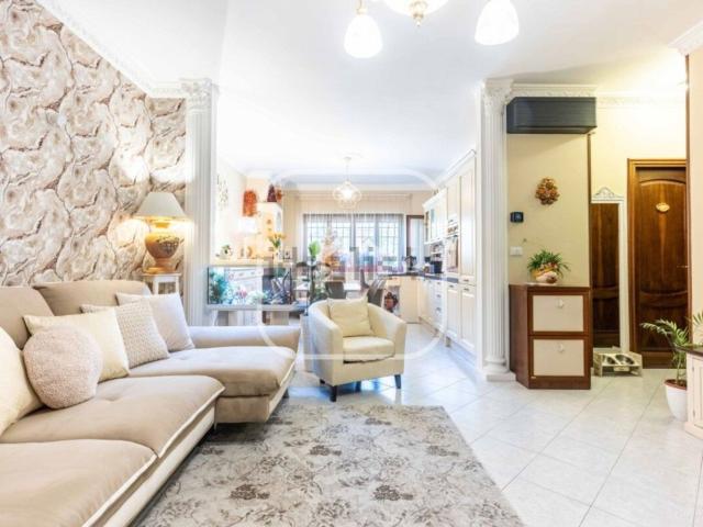 Appartamento in vendita di 130 m² in Via San Chiara, 19