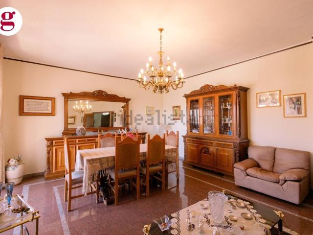 Appartamento in vendita di 130 m² in Via San Felice, 27