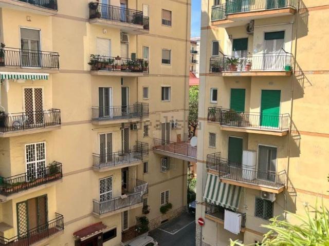 Appartamento in vendita di 130 m² in Via San Giacomo dei Capri