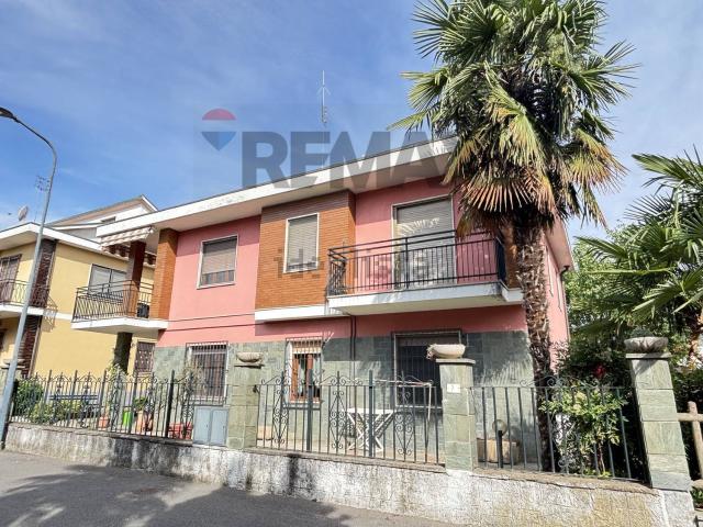 Appartamento in vendita di 130 m² in Via San Giovanni Bosco, 7