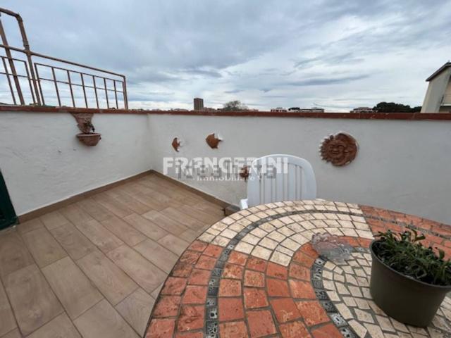Appartamento in vendita di 130 m² in Via San Jacopo In Acquaviva