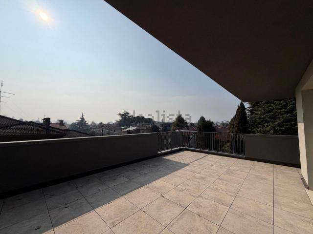 Appartamento in vendita di 130 m² in Via San Pio X