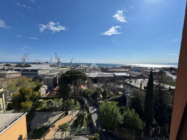 Appartamento in vendita di 130 m² in Via Sant&apos Alberto, 7