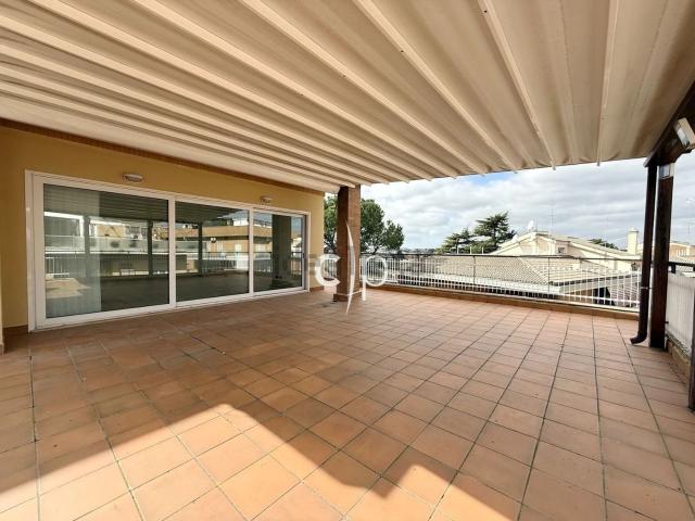 Appartamento in vendita di 130 m² in Via Santorre di Santarosa