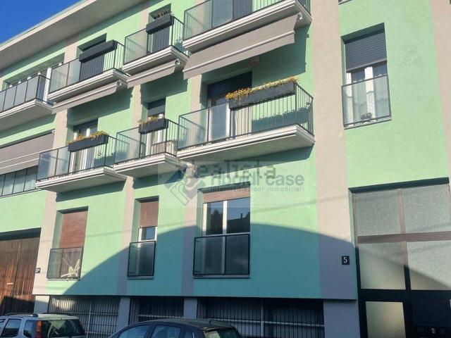 Appartamento in vendita di 130 m² in Via Silvio Pellico