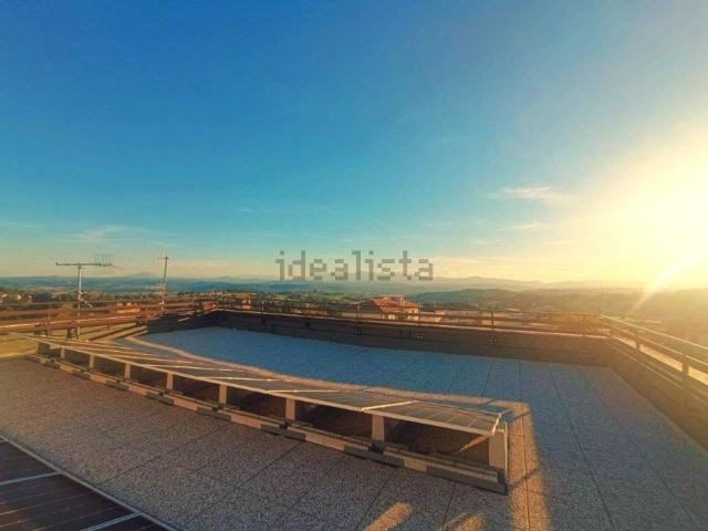 Appartamento in vendita di 130 m² in Via Silvio Pellico, 8