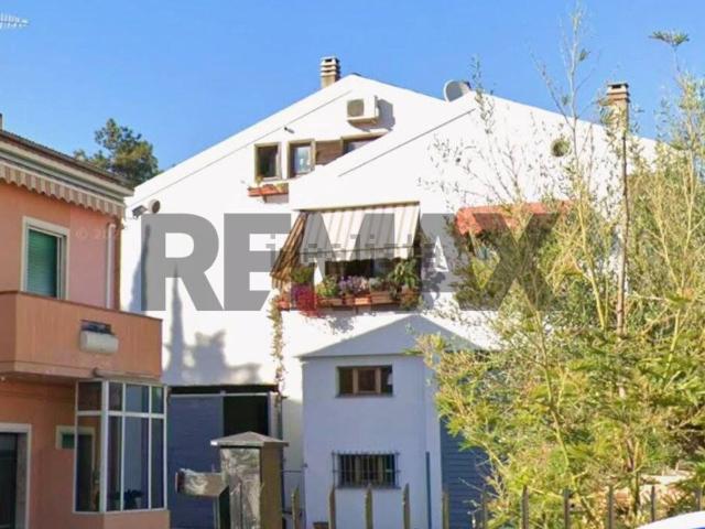 Appartamento in vendita di 130 m² in Via Stradonetto, 149