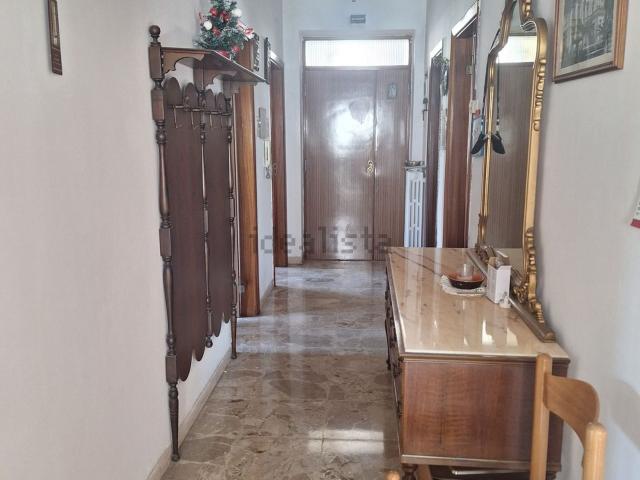 Appartamento in vendita di 130 m² in Via Pola