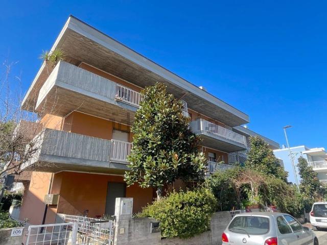 Appartamento in vendita di 130 m² in Via Ponza, 106