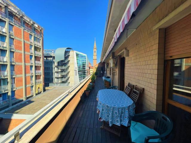 Appartamento in vendita di 130 m² in Via Parma, 52