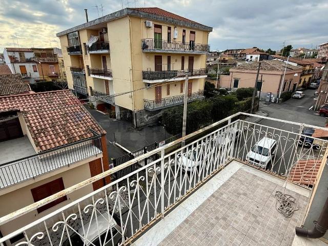 Appartamento in vendita di 130 m² in Via Pedara, 11