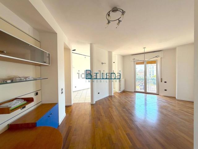 Appartamento in vendita di 130 m² in Via Piemonte