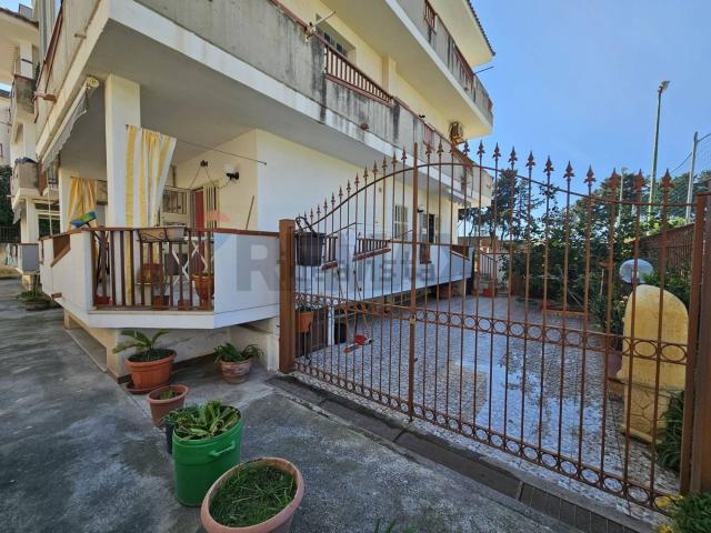 Appartamento in vendita di 130 m² in Via Pietro Galati, 12