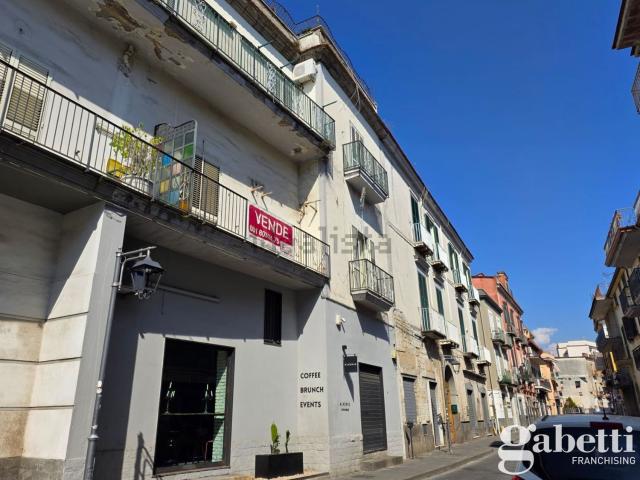 Appartamento in vendita di 130 m² in Via Pisa