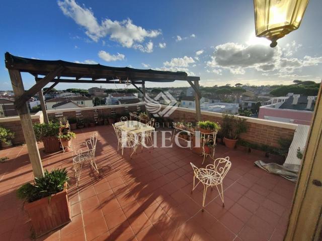 Appartamento in vendita di 130 m² in Via Prato, 61