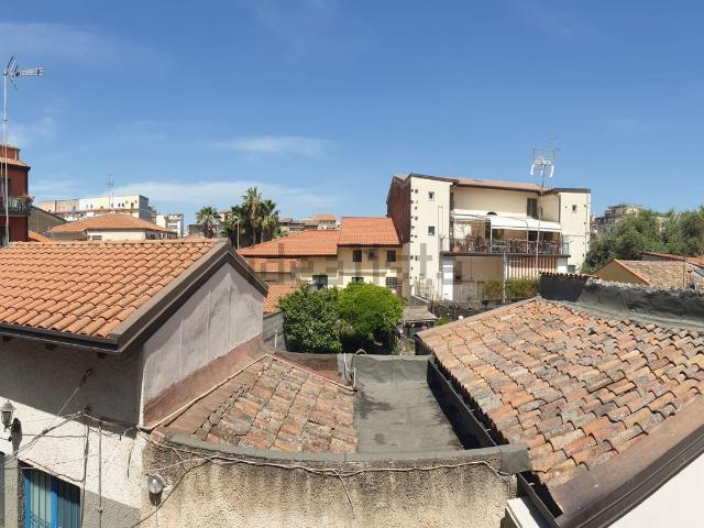 Appartamento in vendita di 130 m² in Via Principe Nicola, 83