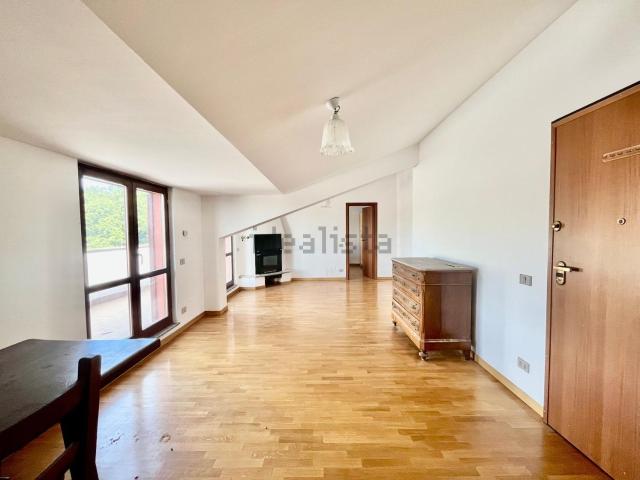 Appartamento in vendita di 130 m² in Via Puccini, 3
