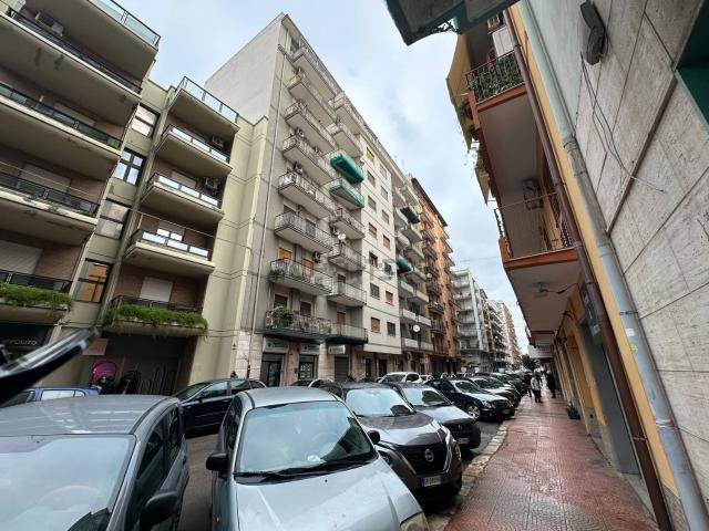 Appartamento in vendita di 130 m² in Via Puglia, 102