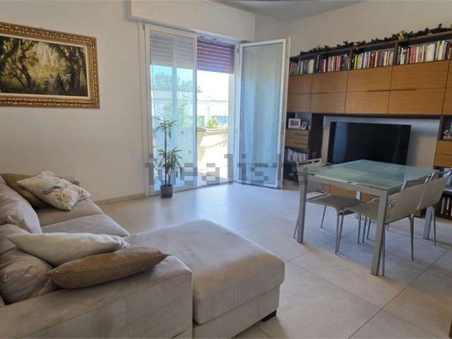 Appartamento in vendita di 130 m² in Via Roald Amundsen, 31