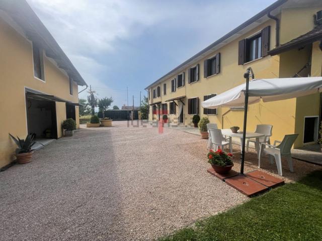 Appartamento in vendita di 130 m² in Via Roma