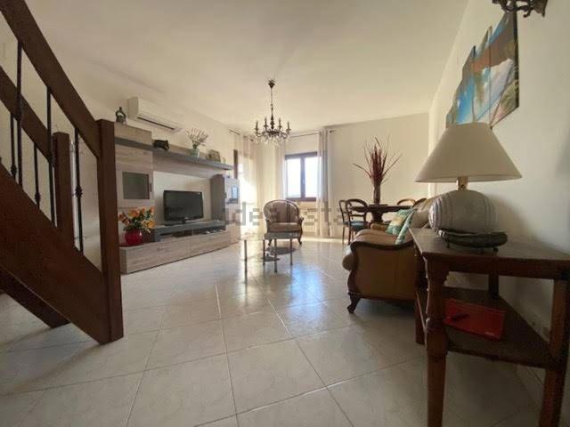 Appartamento in vendita di 130 m² in Via Roma