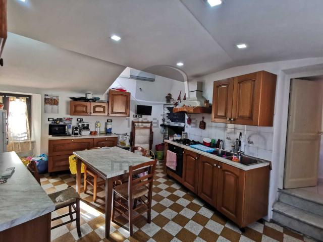 Appartamento in vendita di 130 m² in Via Rossi, 5