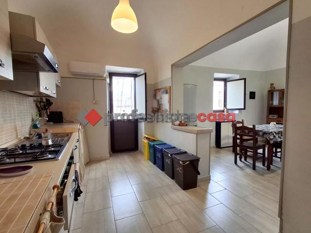 Appartamento in vendita di 130 m² in Via Radice, 5