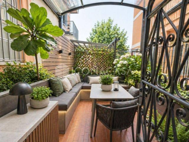 Appartamento in vendita di 130 m² in Via Raffaello Sanzio, 74